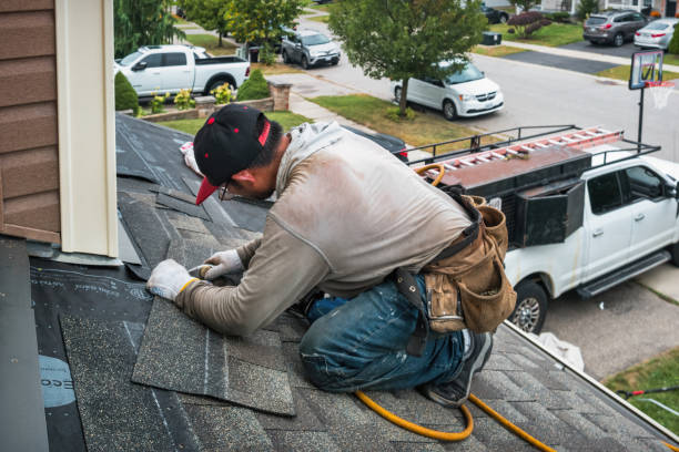 Professional Roofing technician working in Saluda, VA